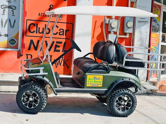 Golf cart rental on the road north towards Secret Beach